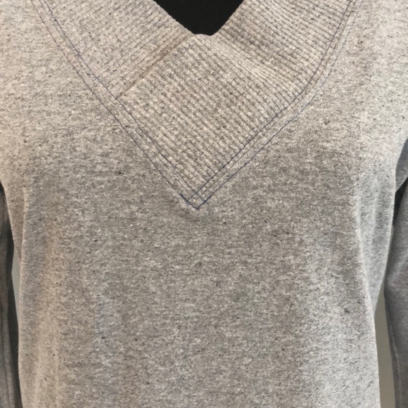 Sweat Shirt - Picture 2 of 3